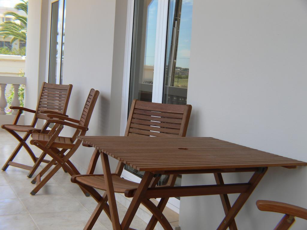 BeachhouseΛάγος Δωμάτιο φωτογραφία